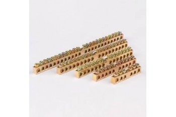 Шина нульова неізольована 4 отвори 6x9 (100шт)